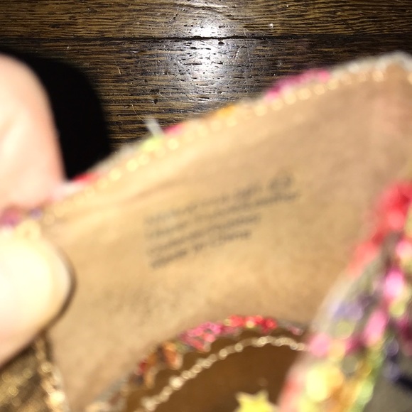 Naughty Monkey size 6 1/2 multi colored pumps - Picture 8 of 8